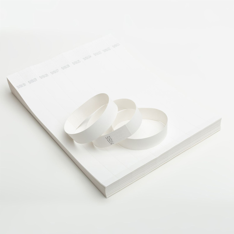 Контрольні браслети TYVEK колір білий з логотипом