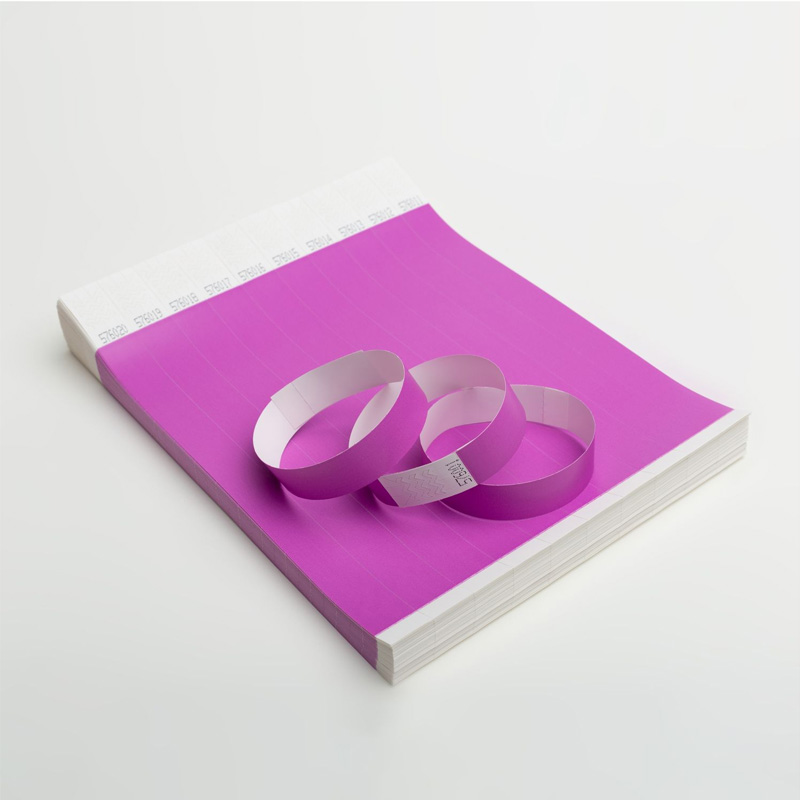 Контрольні браслети TYVEK колір пурпурний з логотипом