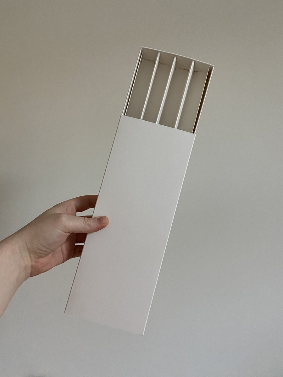 Коробка-пенал для крафтових столових свічкок ручної роботи