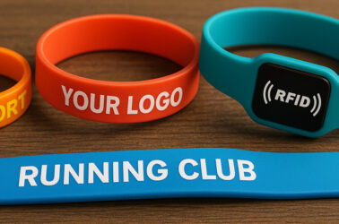 Друк на силіконових браслетах з логотипом та RFID браслет для івентів