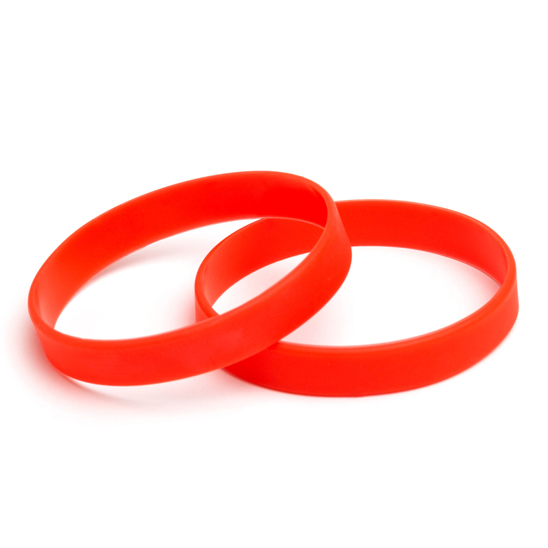червоні силіконові браслети з логотипом