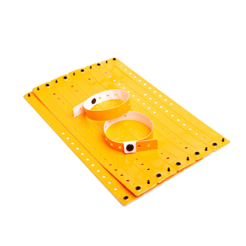 вінілові браслети F-тип з логотипом колір золото